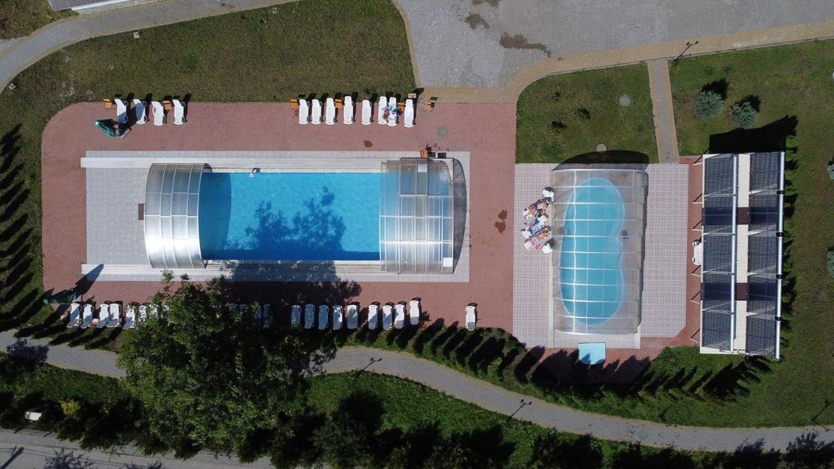 Vitapark Sonyachnyy Provans Satanov Exteriér fotografie